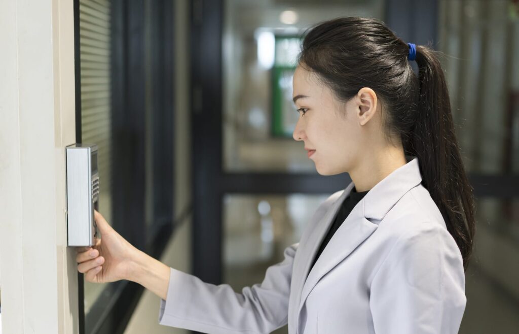 Biometric Attendance Machine in Noida